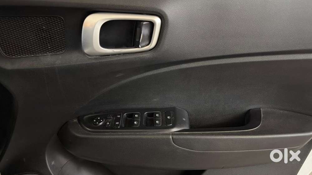 Hyundai Venue 1.2 S Plus, 2021, Petrol