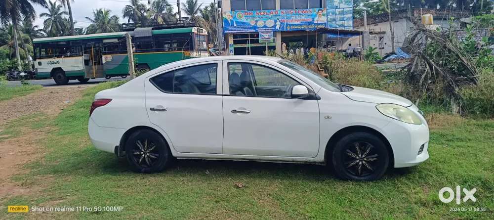 Nissan Sunny 2012 Diesel 220000 Km Driven