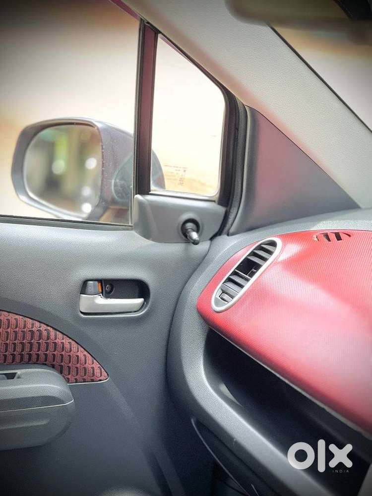 Maruti Suzuki Ritz Vxi, 2013, Petrol