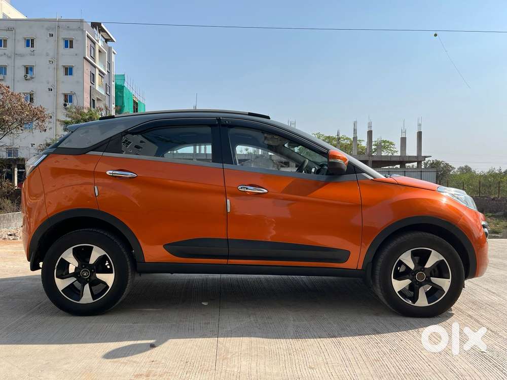 Tata Nexon [2017-2020] 1.2 Revotron Xz Plus Dual Tone Roof, 2018, Di..