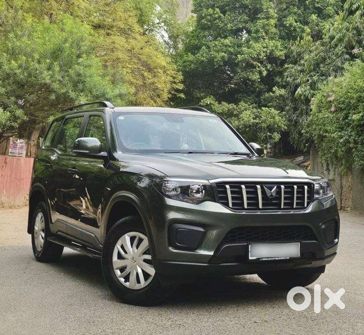 Mahindra Scorpio-n 2.0 Z4 Petrol At 7 Str, 2024, Petrol