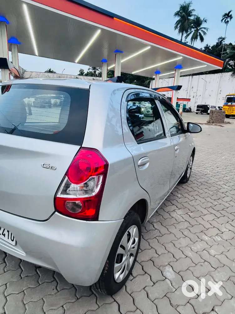 Toyota Etios Liva 2015 Re
