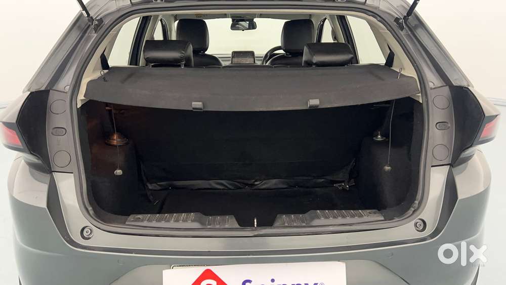 Tata Altroz Xz, 2022, Petrol
