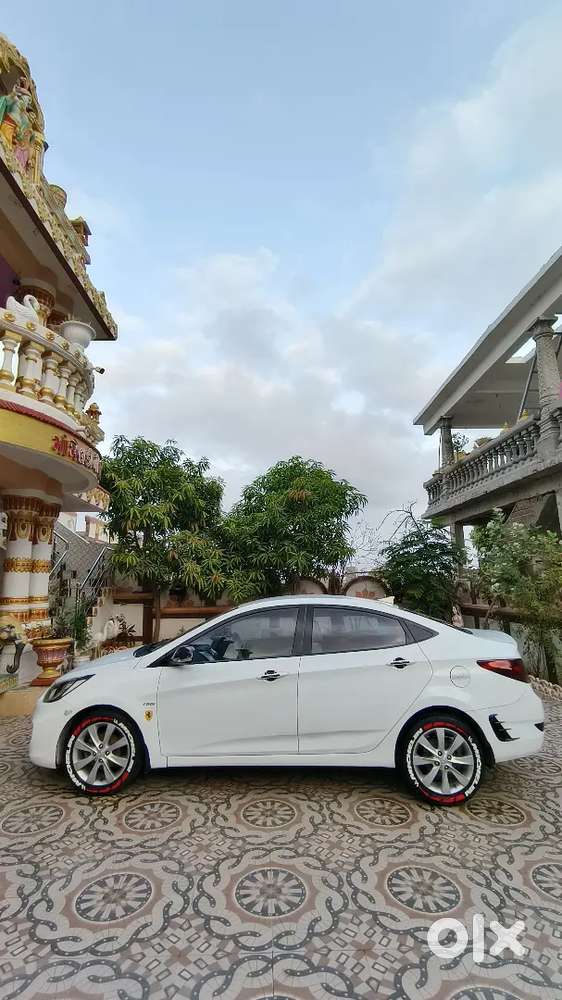 Hyundai Verna Fluidic Sx