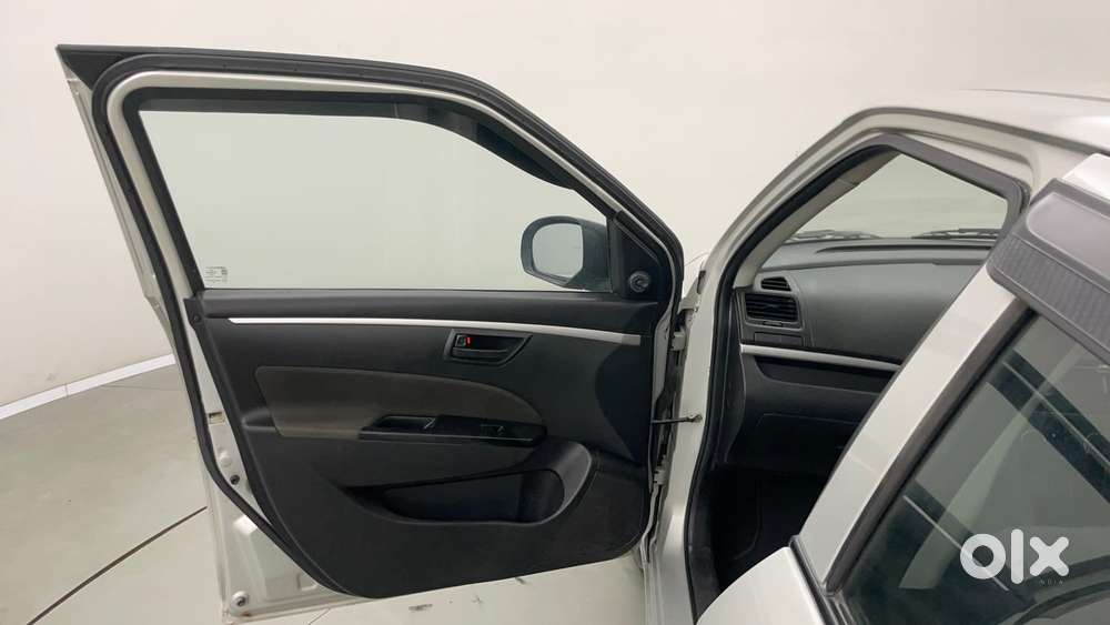 Maruti Suzuki Swift 1.2 Lxi (o), 2016, Petrol