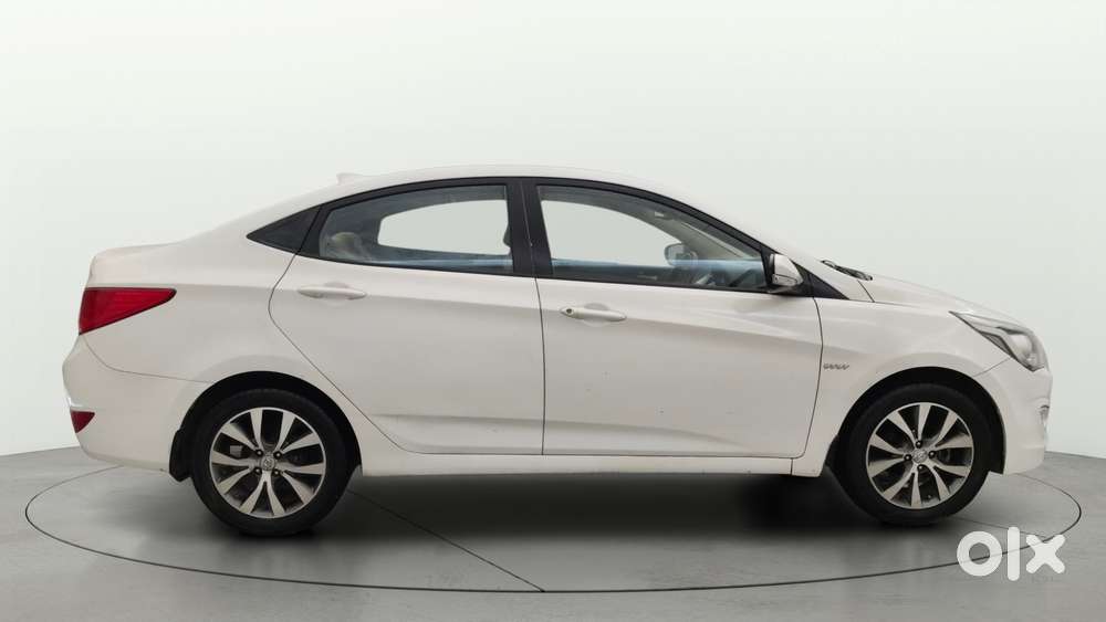 Hyundai Verna 1.6 Vtvt Sx, 2017, Petrol