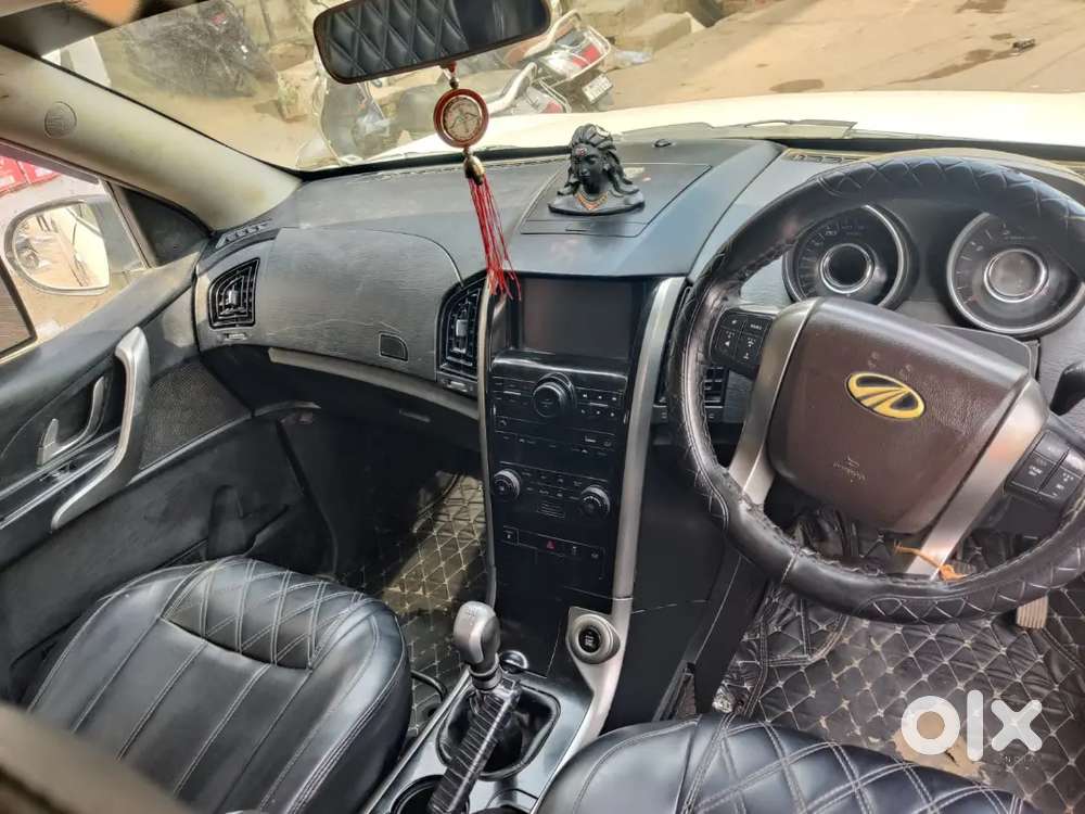 Mahindra Xuv500 2018 Diesel 65000 Km Driven