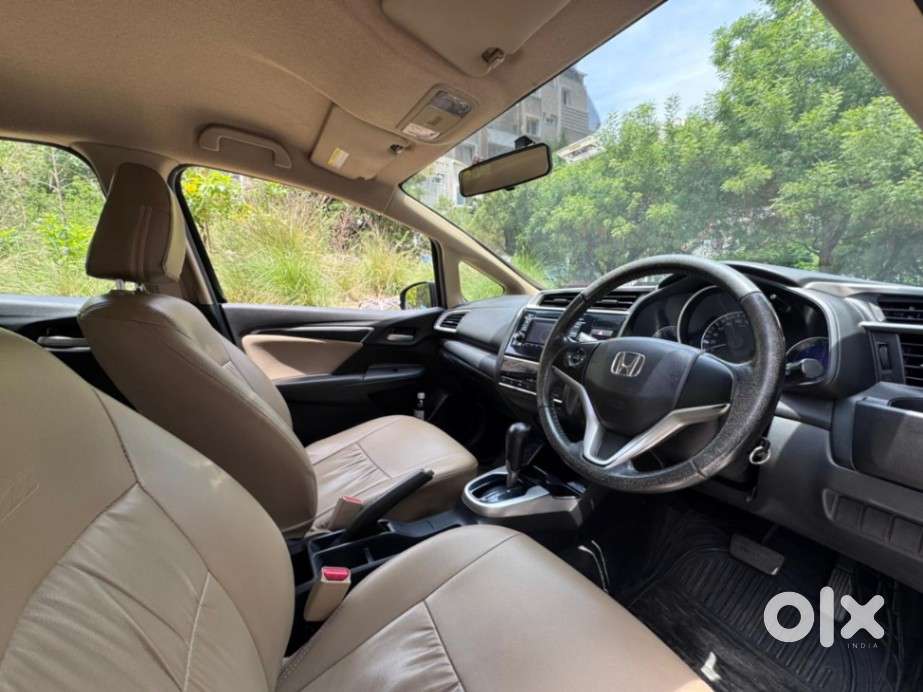 Honda Jazz V Cvt, 2016, Petrol