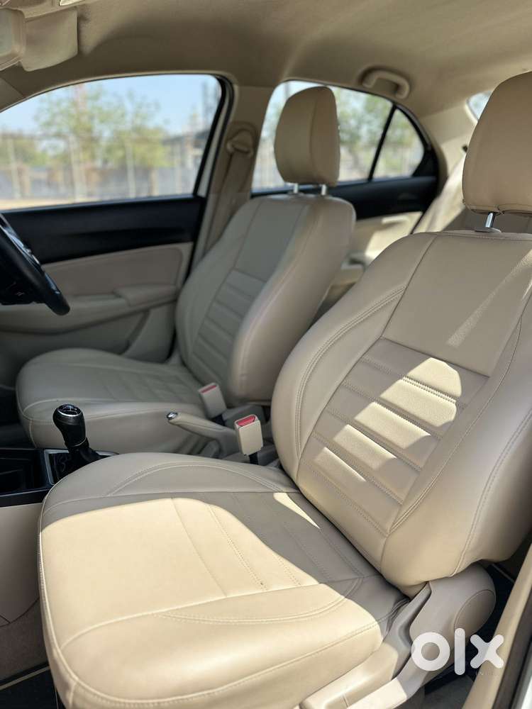 Maruti Suzuki Dzire Vxi Ags, 2018, Petrol