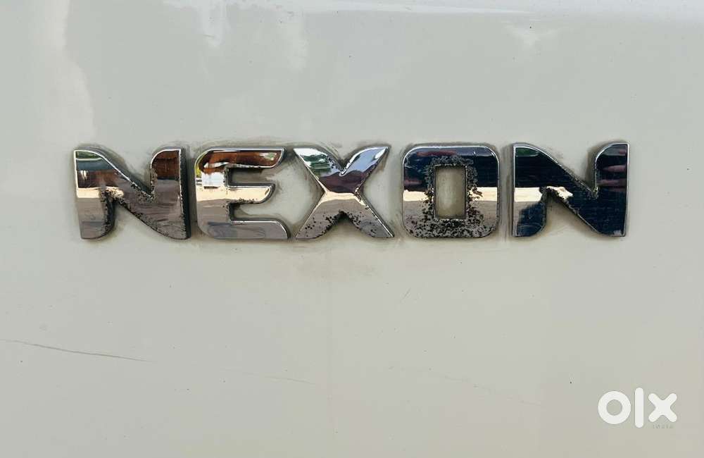 Tata Nexon, 2019, Petrol