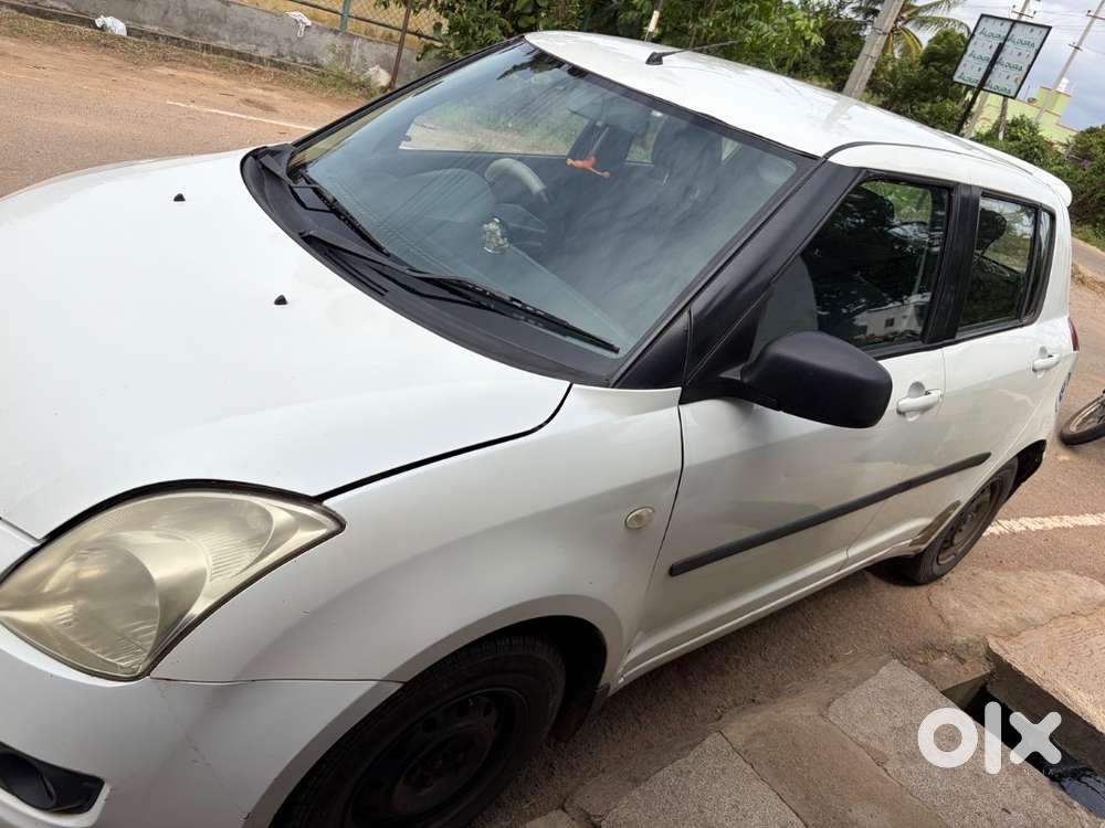 Maruti Suzuki Swift Vxi Vehicle Is Good Condition