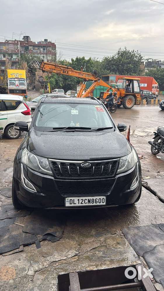 Mahindra Xuv500 Diesel 2018 Year