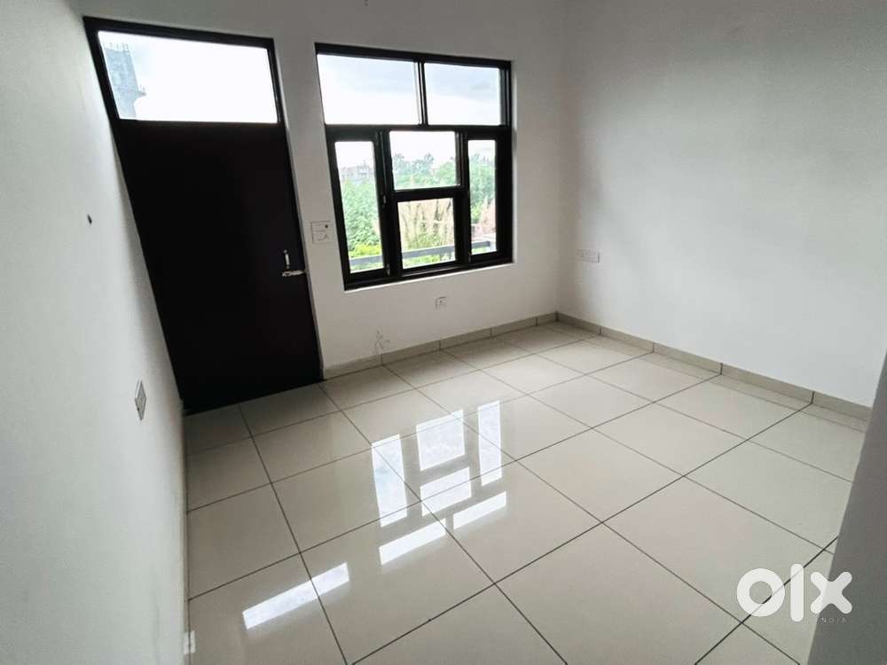 2 Room portion with attached washroom and kitchen available for Rent