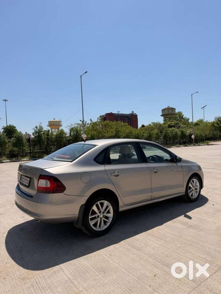 Skoda Rapid [2016-2020] 1.5 Style Plus Tdi At, 2018, Diesel