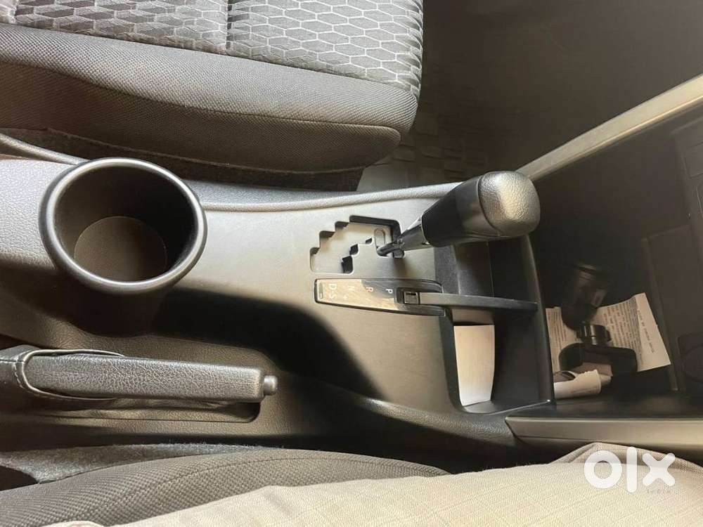 2022 Innova Cyrsta For Sale 59k Kms Run Only