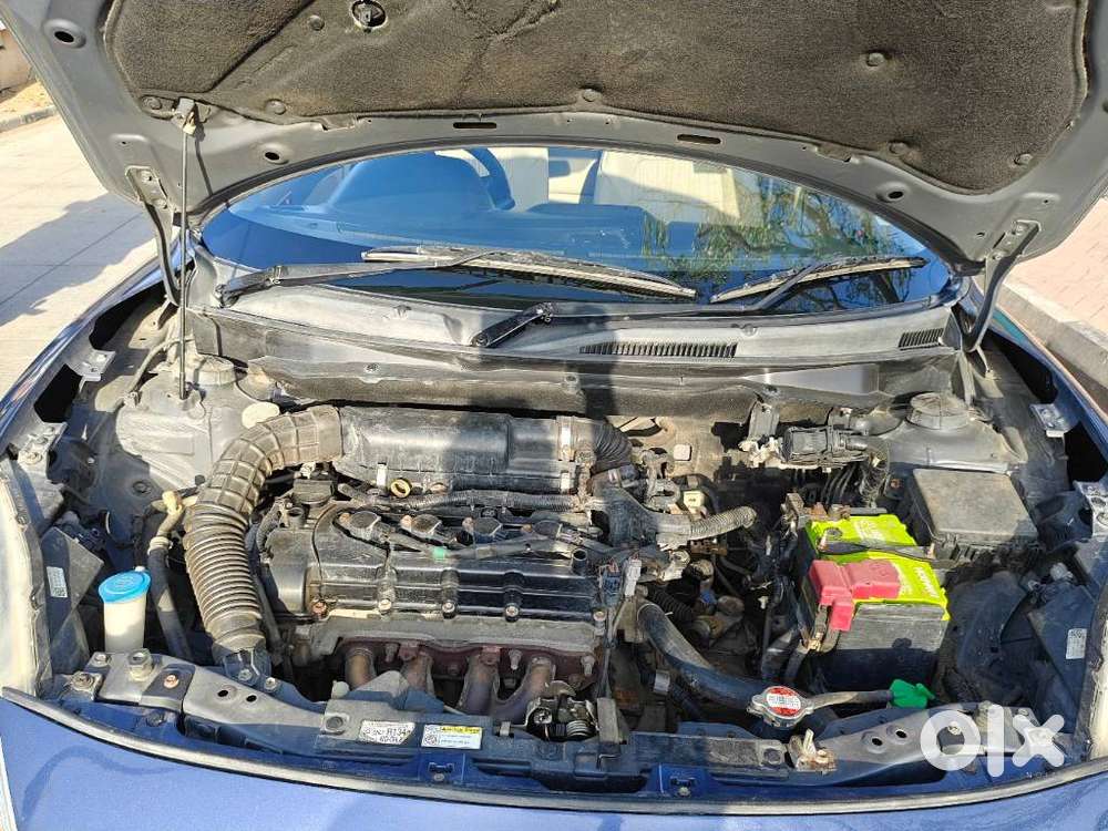 Maruti Suzuki Swift Dzire Zxi + Mt, 2017, Petrol