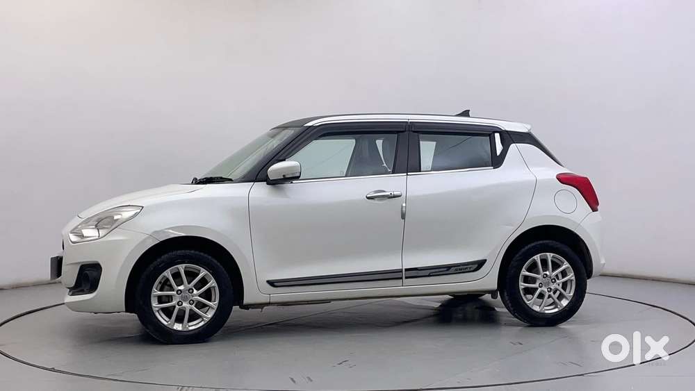 Maruti Suzuki Swift 1.3 Zxi, 2023, Petrol