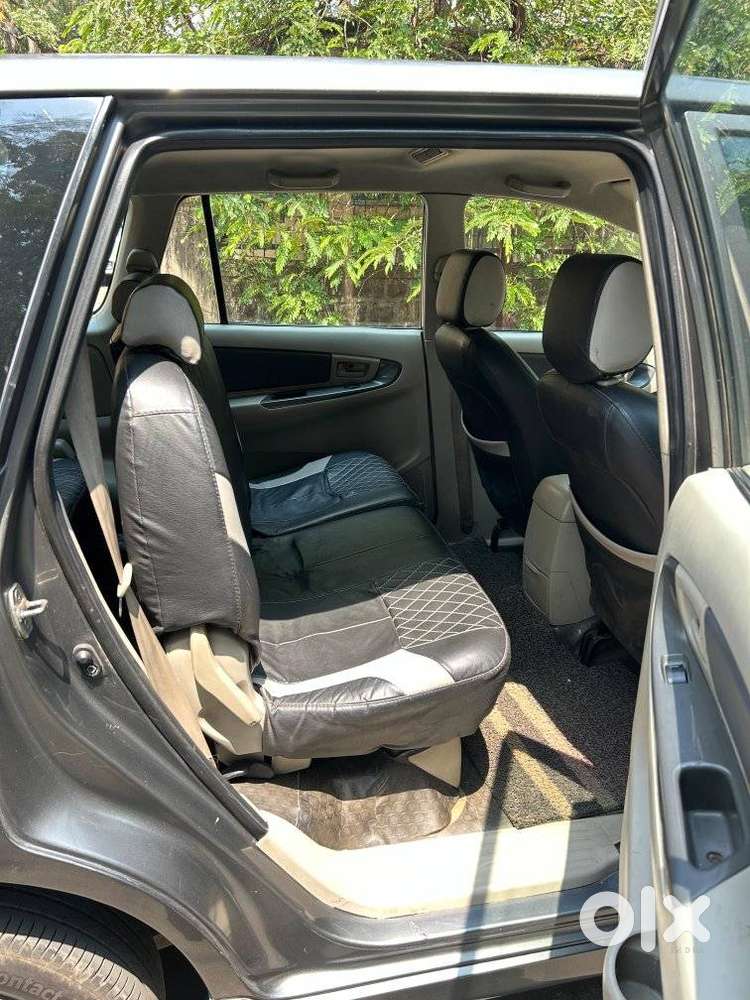 Toyota Innova 2.5 G (diesel) 7 Seater, 2015, Diesel