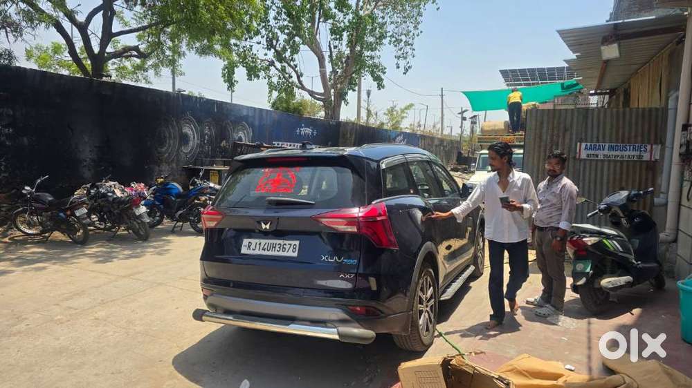 Mahindra Xuv700 2022 Petrol 21025 Km Driven