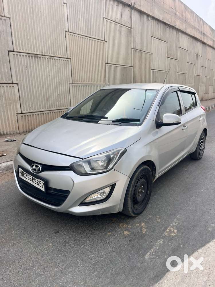 Hyundai I20 2012 Cng  Well Maintained