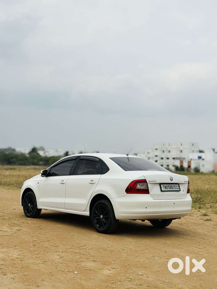 Skoda Rapid 1.5 Tdi At Style, 2015, Diesel