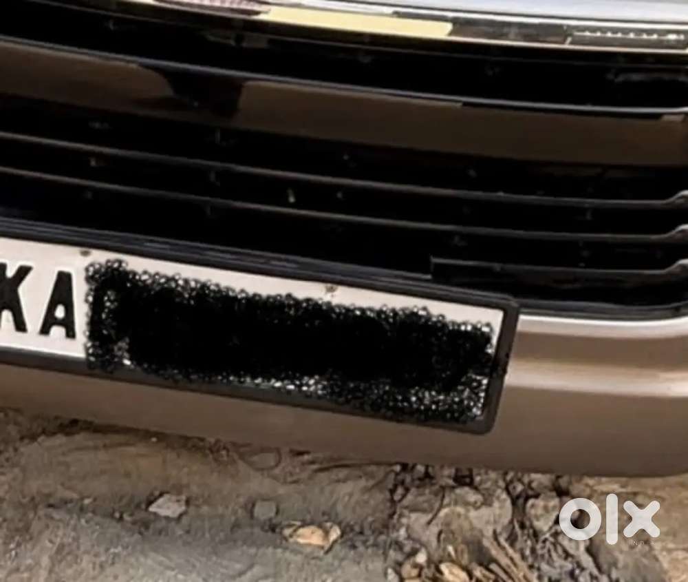 Toyota Innova Crysta 2019 Diesel 130000 Km Driven