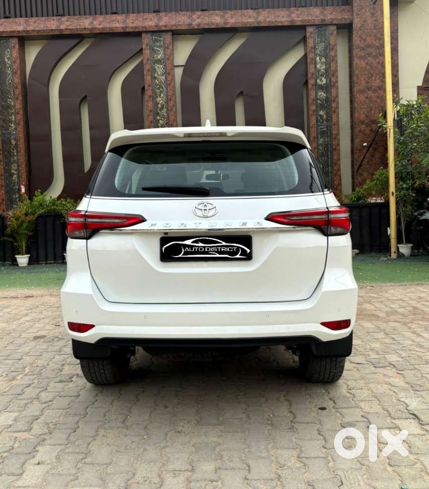 Toyota Fortuner 4x2 At 2.7 Petrol, 2025, Petrol