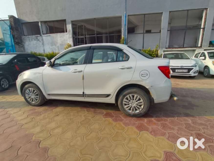 Maruti Suzuki Dzire 1.2 Vxi, 2018, Petrol