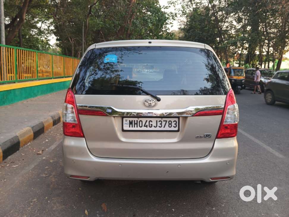 Toyota Innova 2.5 V 8 Str, 2014, Diesel