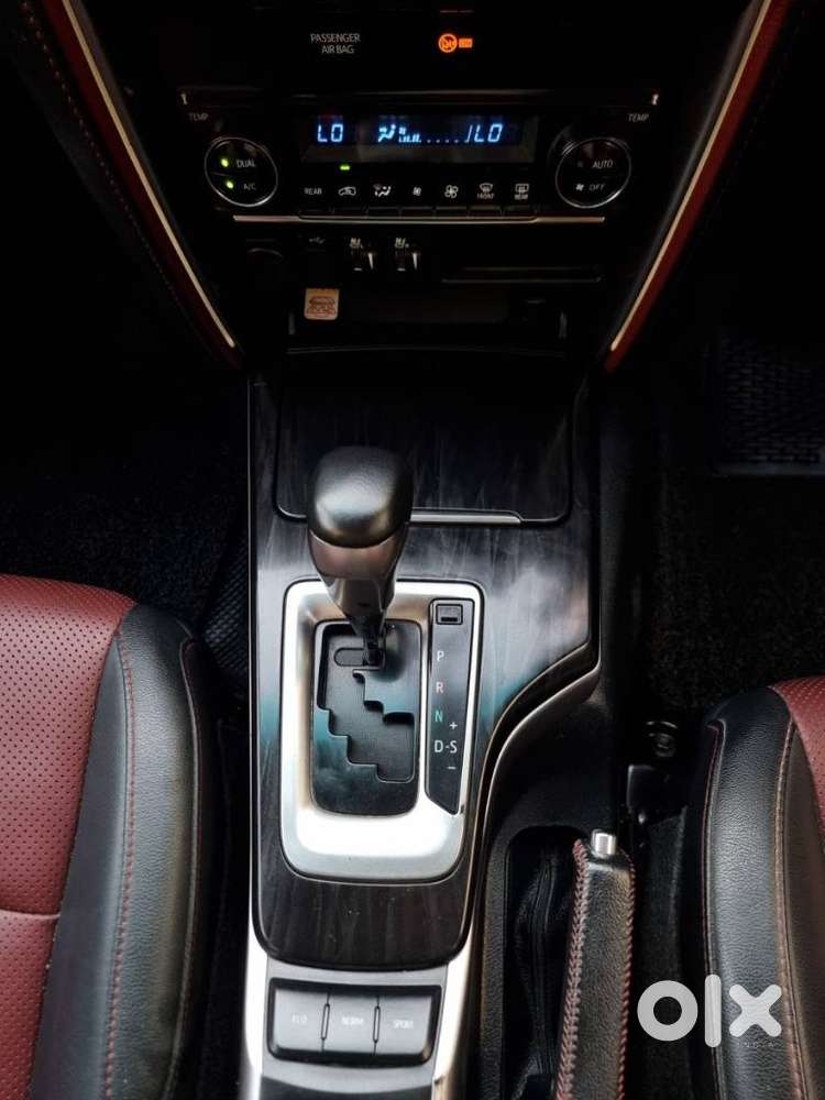 Toyota Fortuner Legender 4x2 At 2.8, 2022, Diesel