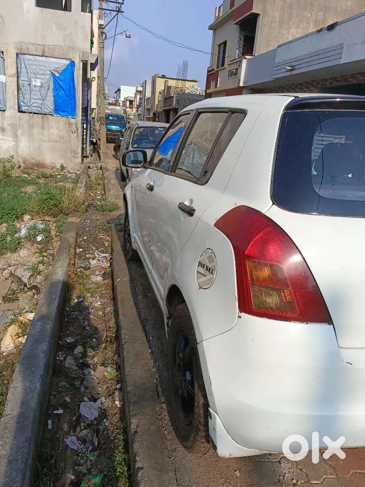Maruti Suzuki Swift 2007 Diesel 100000 Km Driven