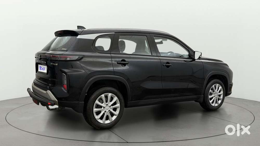 Maruti Suzuki Grand Vitara 1.5 Alpha Plus Intelligent Hybrid Ecvt, 2..