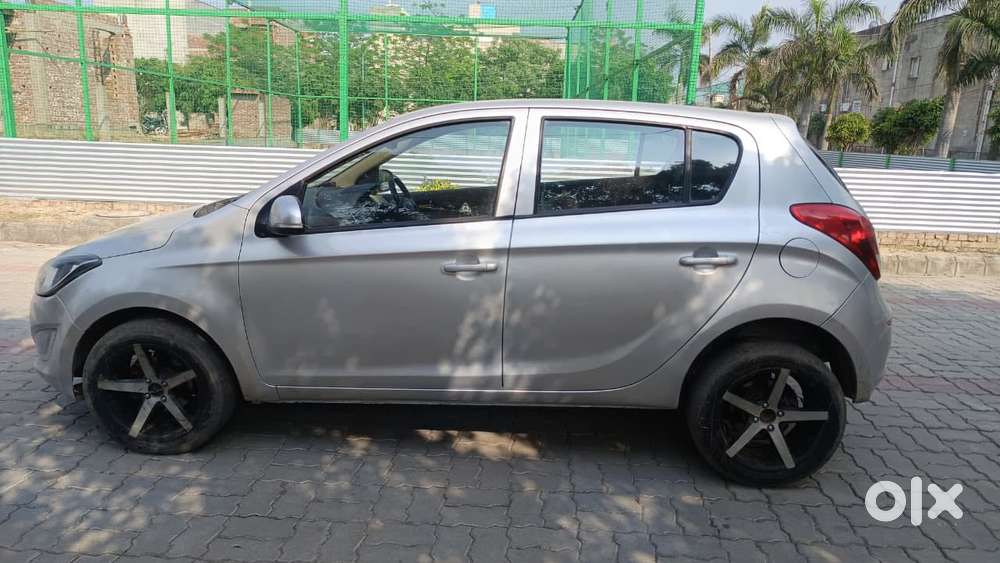 Hyundai I20 Sportz 1.4 Crdi 6 Speed Bs-iv, 2012, Diesel