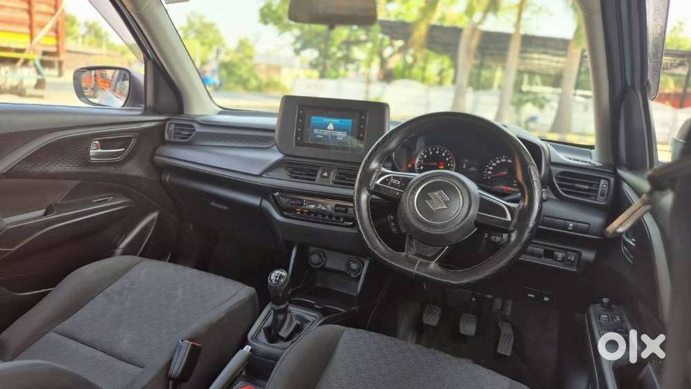 Maruti Suzuki Swift 1.2 Vxi (o), 2025, Petrol