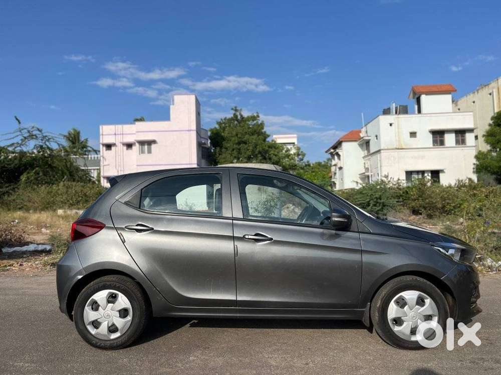 Tata Tiago 1.2 Revotron Xt (o), 2020, Petrol