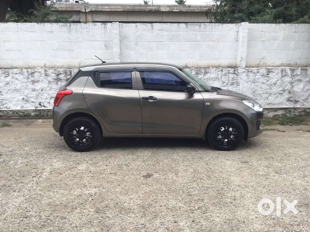 Maruti Suzuki Swift 1.2 Lxi (o), 2021, Petrol