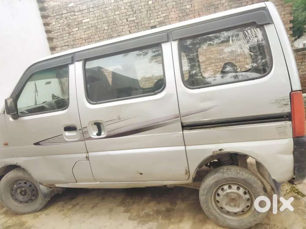 Maruti Eeco Ac Cng 2010