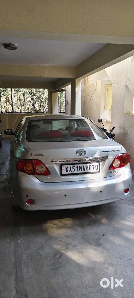 Toyota Corolla Altis 1.8 G, Petrol 2010 Silver Car