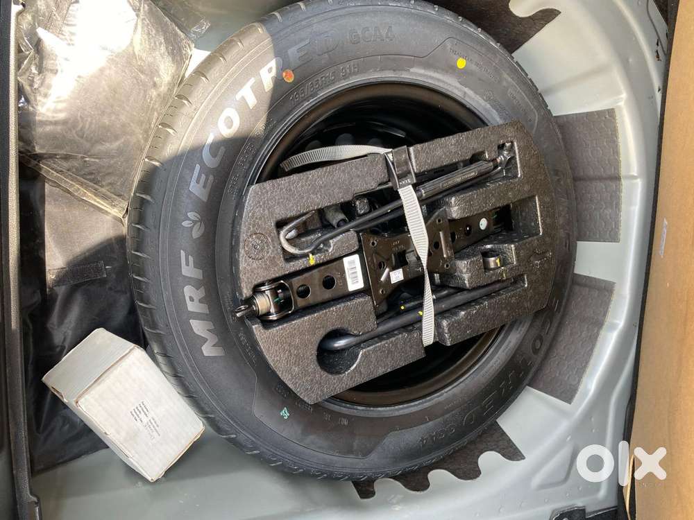 Skoda Slavia 1.0 Ambition Tsi At, 2023, Petrol