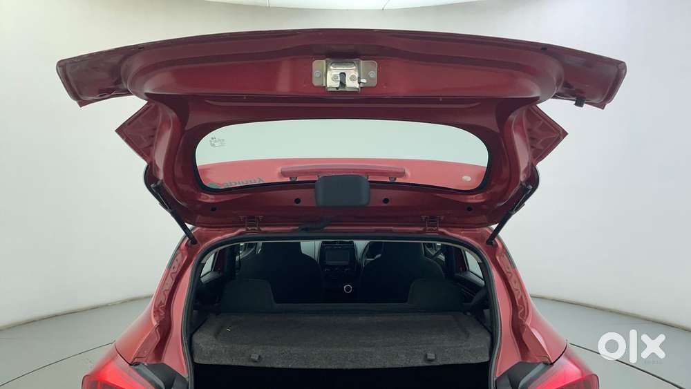 Renault Kwid 2019-ongoing 1.0 Rxt Amt (o), 2017, Petrol