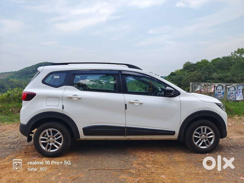 Renault Triber Rxt, 2021, Petrol