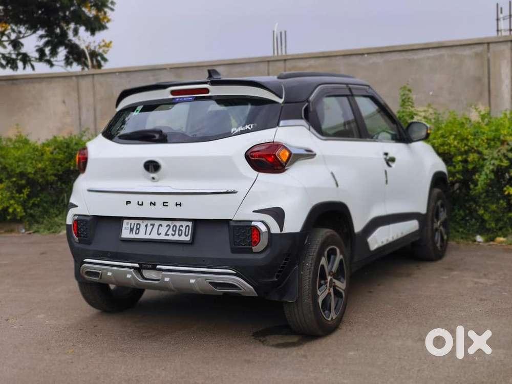 Tata Punch Adv+s 2025