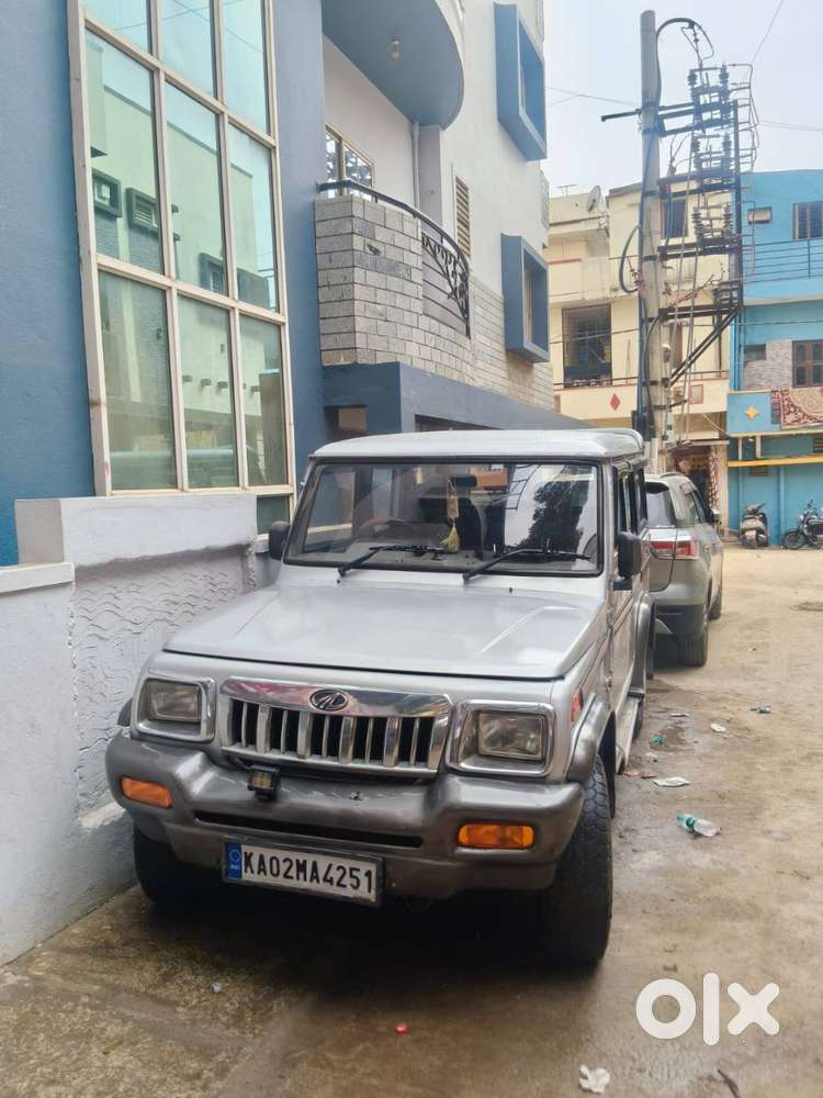 Mahindra Bolero Neo 2005