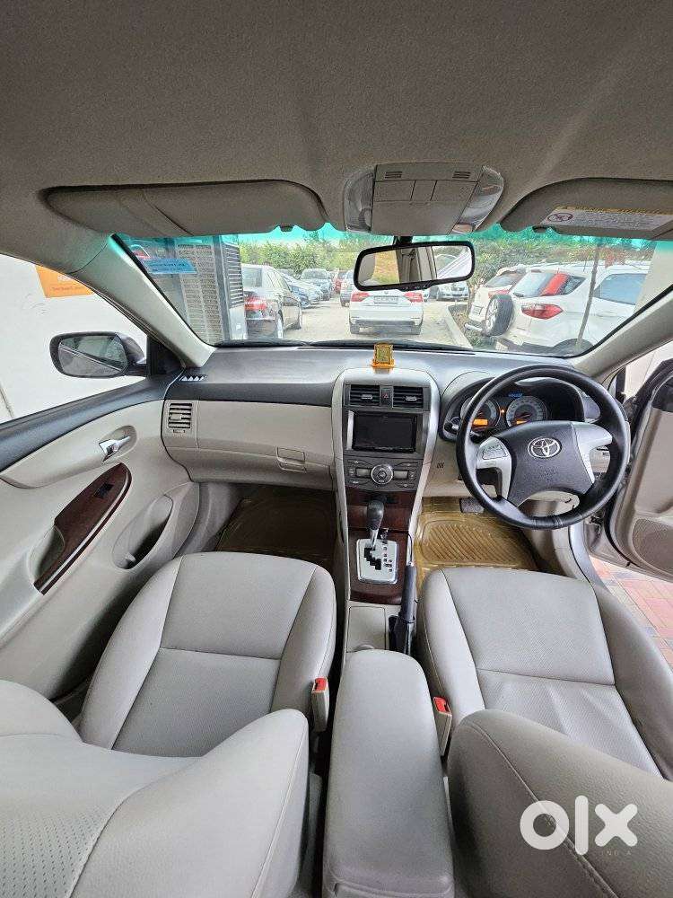 Toyota Corolla Altis G Hv At, 2013, Petrol