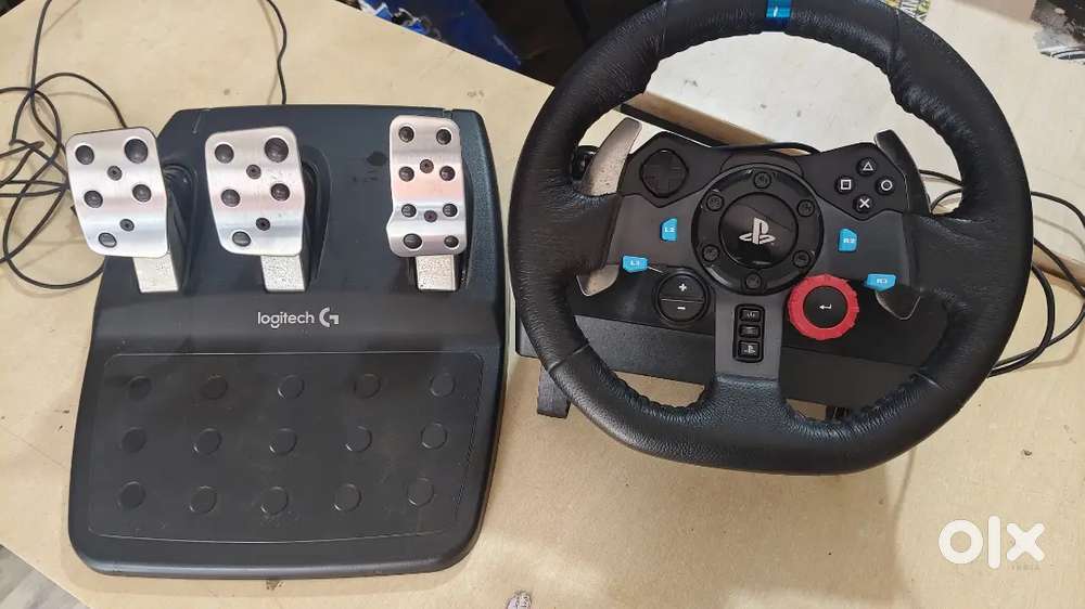 Logitech G29 steering wheel