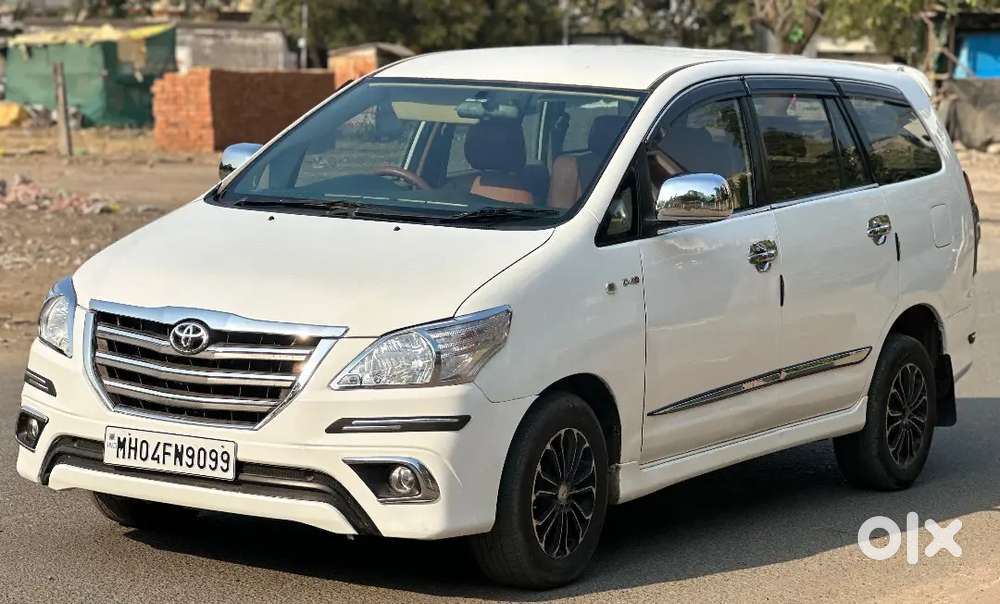 Toyota Innova 2012 Diesel Well Maintained