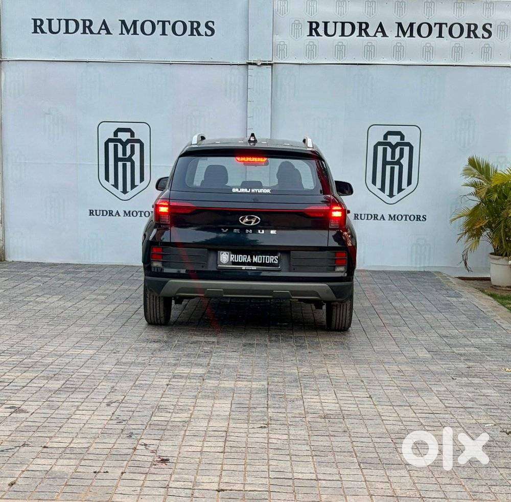 Hyundai Venue 1.2 S Plus, 2024, Petrol