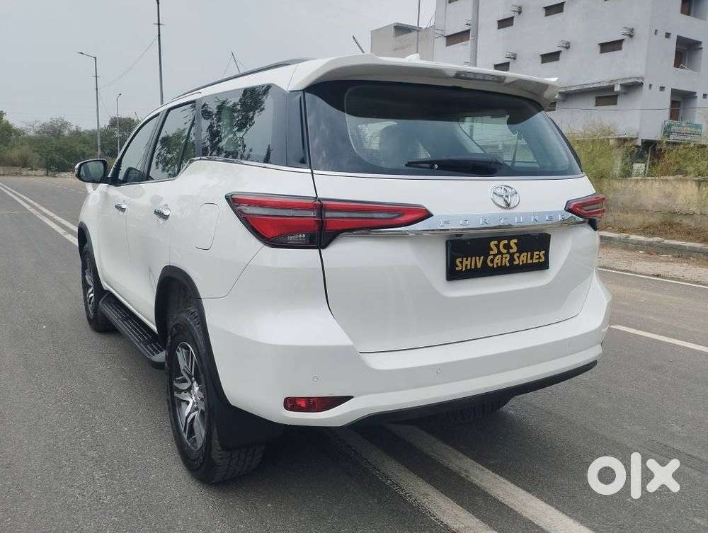 Toyota Fortuner 4x2 At 2.7 Petrol, 2026, Petrol