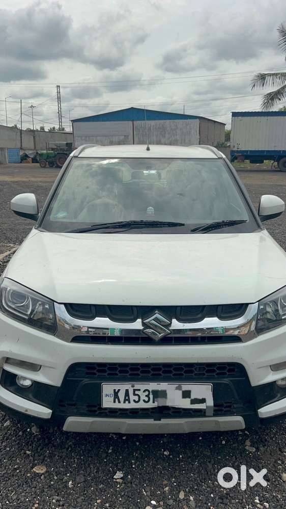 Maruti Suzuki Brezza 1.5 Zxi At Smart Hybrid, 2018, Diesel