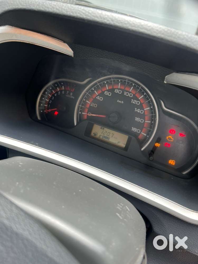 Maruti Suzuki Alto 2015 Petrol Manual Year